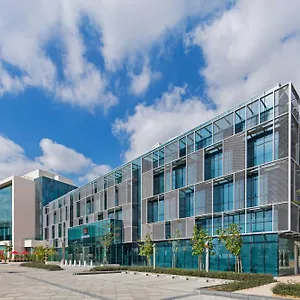 **** Otel Radisson Red Silicon Oasis Birleşik Arap Emirlikleri